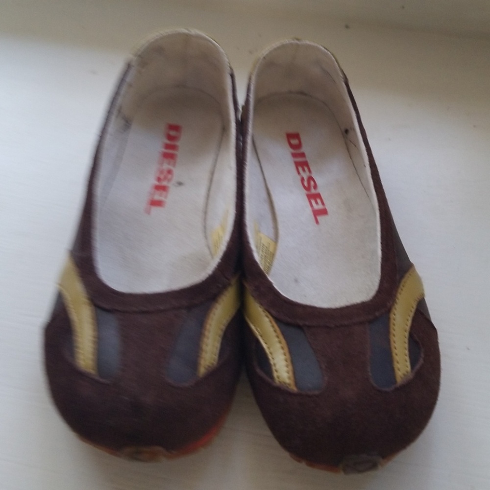 Brown Diesel flats